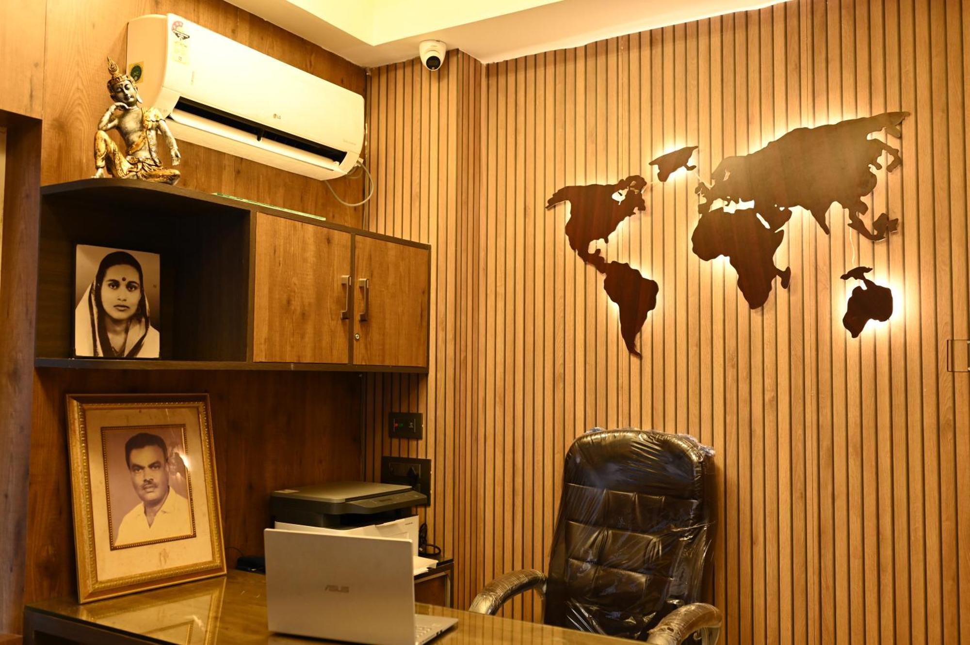 Mohar Residency Hotel Колката Екстериор снимка