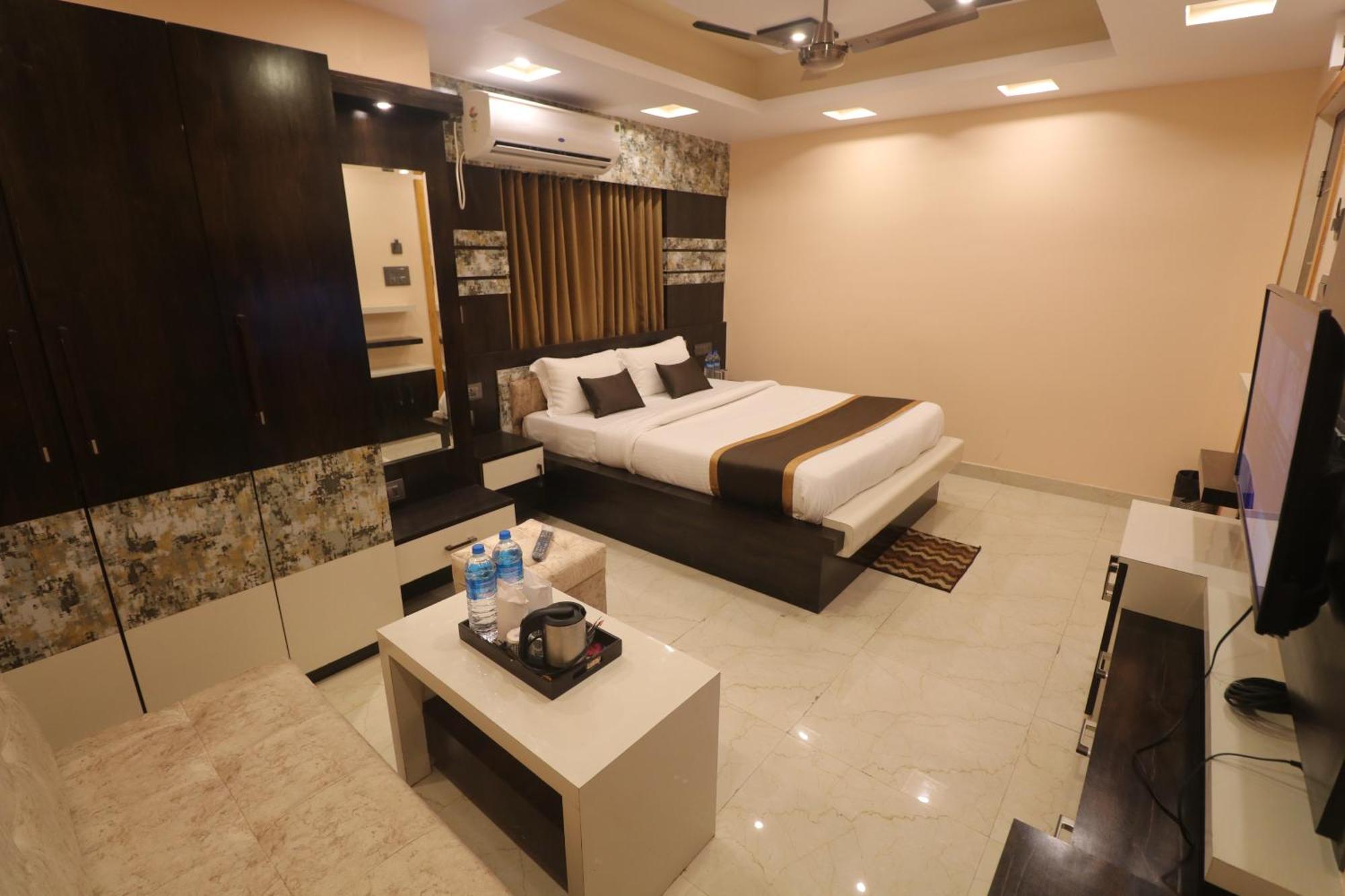 Mohar Residency Hotel Колката Екстериор снимка